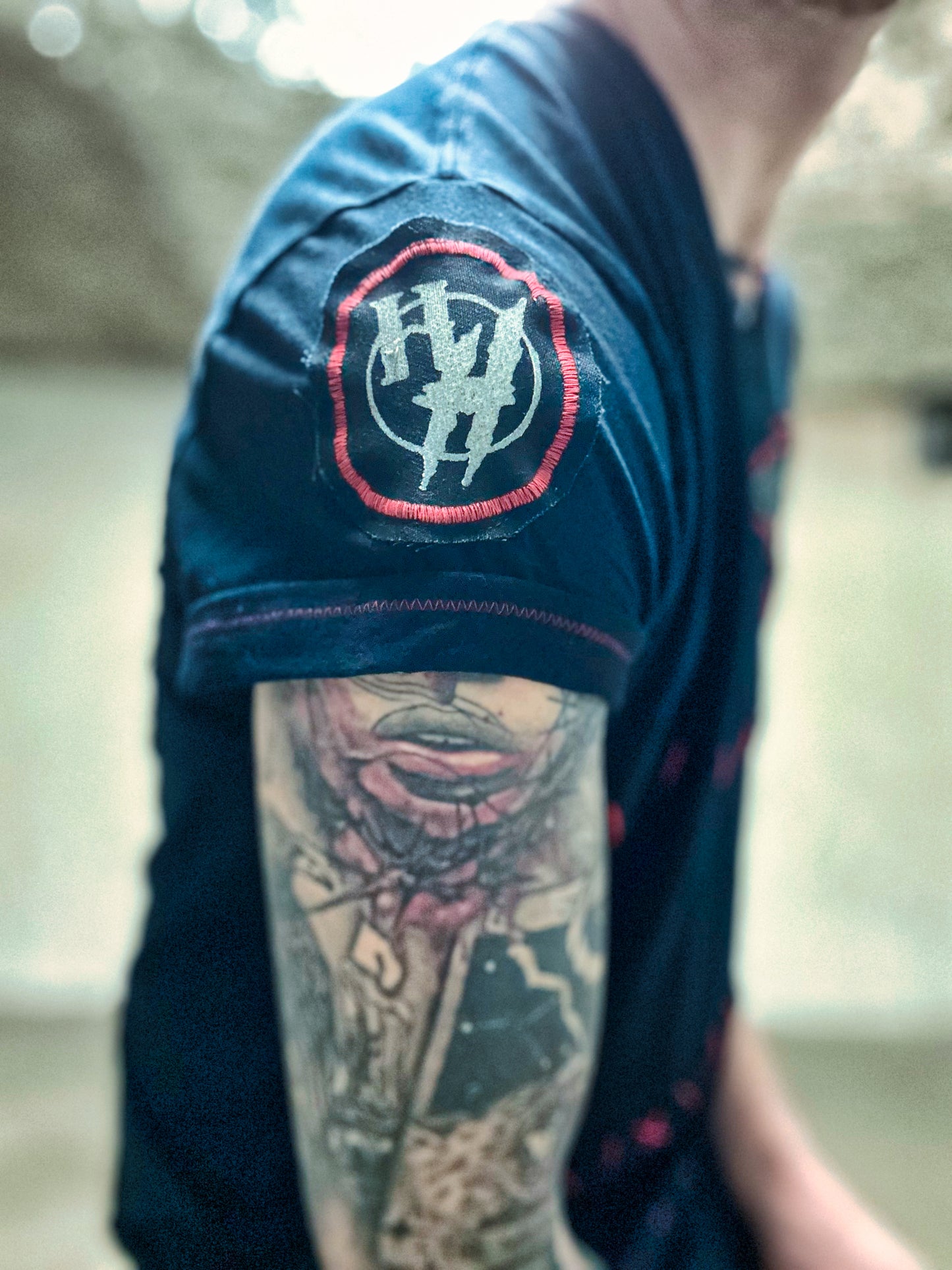 Dravenstitch - Custom T-Shirt